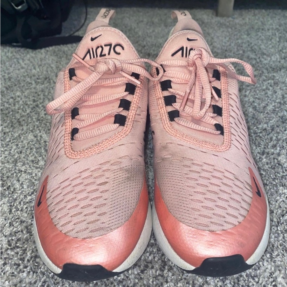 Nike Pink Air Max 270